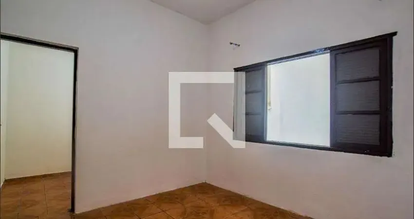 Casa para Aluguel - Vila Tibirica, 1 Quarto, 55 m² - Santo André