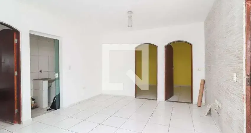 Casa com 2 quartos para alugar na Rua Santo Cristo, Itaquera, São Paulo