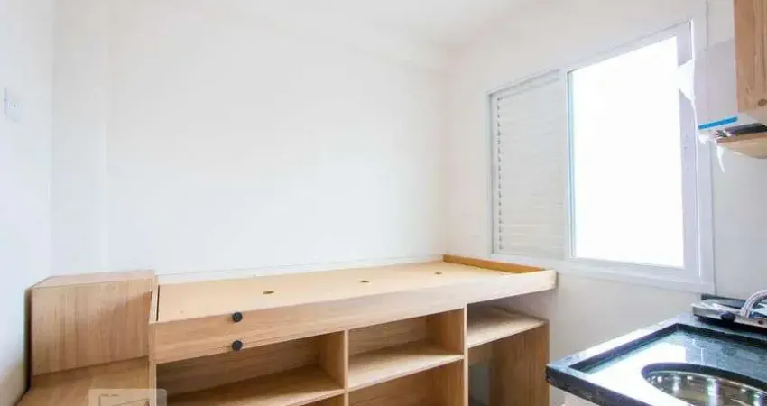 Kitnet / Stúdio para Aluguel - Santa Teresinha, 1 Quarto, 10 m² - Santo André