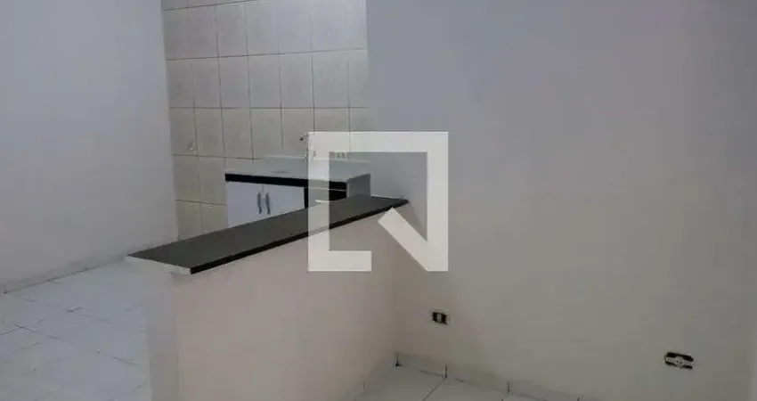 Casa com 1 quarto para alugar na Avenida Víctor Civita, Santa Maria, Osasco