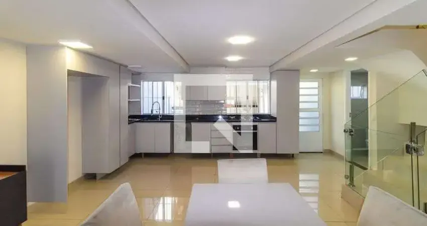 Casa para Aluguel - Parque Residencial Oratório, 3 Quartos, 270 m² - São Paulo