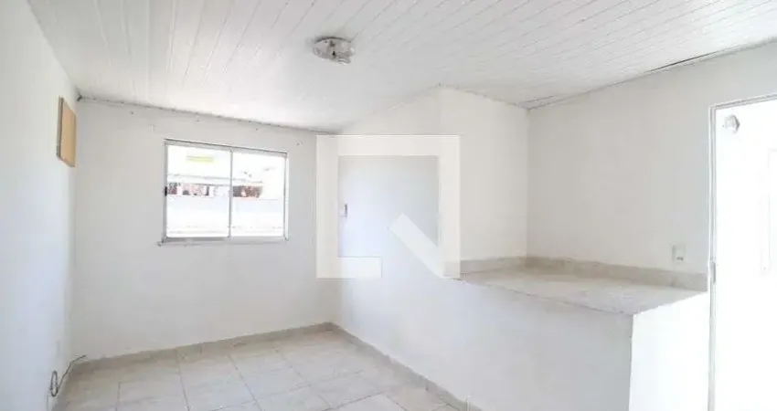 Kitnet / Stúdio para Aluguel - Taquara, 1 Quarto, 25 m² - Rio de Janeiro