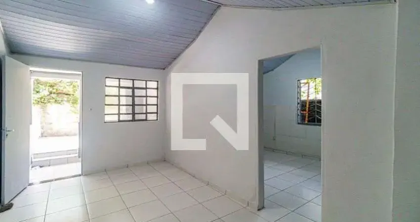 Casa para Aluguel - Jardim Éster Yolanda, 1 Quarto, 80 m² - São Paulo