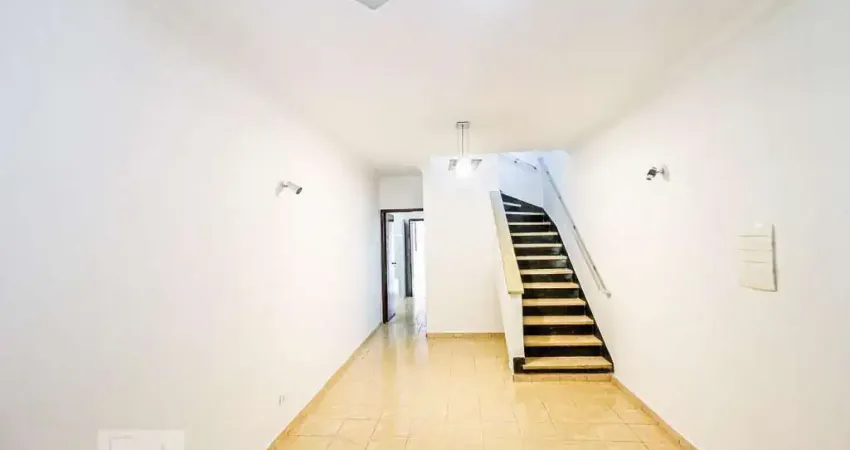 Casa com 3 quartos para alugar na Rua Abrahão Buazar, Campo Belo, São Paulo