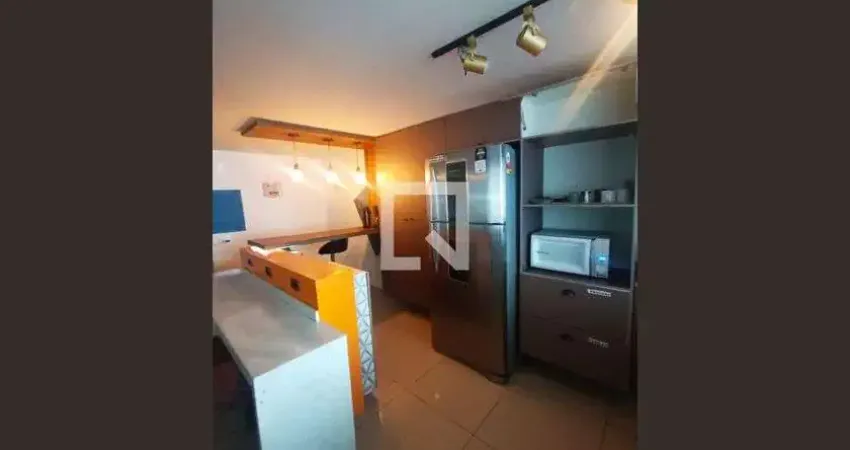 Kitnet / Stúdio para Aluguel - Centro, 1 Quarto, 28 m² - Curitiba