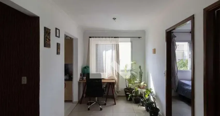 Apartamento para Aluguel - Itaim Paulista, 2 Quartos, 42 m² - São Paulo