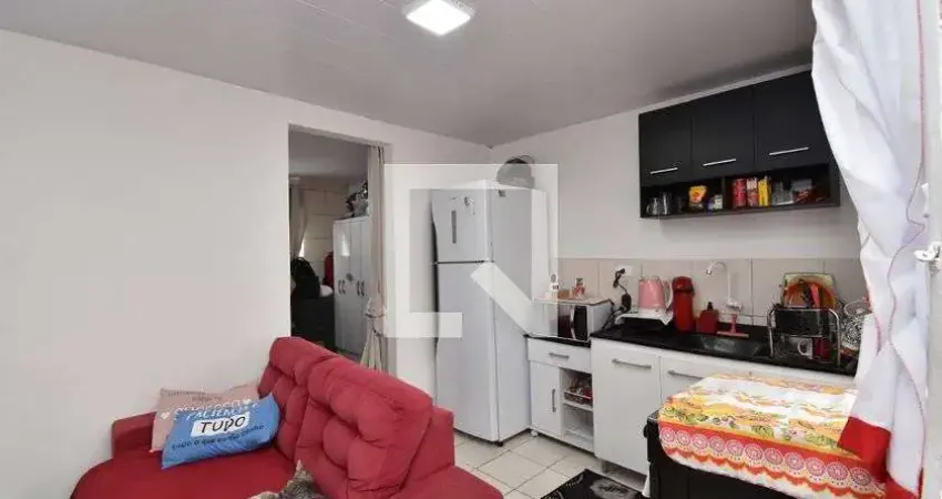 Casa com 1 quarto para alugar na Rua Heitor Baggio Vidal, Bairro Alto, Curitiba