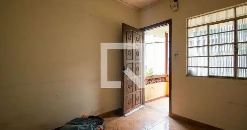 Casa para Aluguel - Parque Industrial das Oliveiras, 3 Quartos, 450 m² - Taboão da Serra