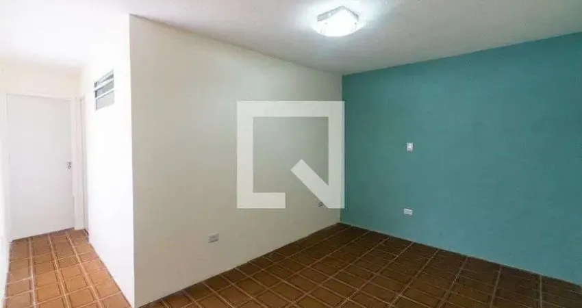 Casa para Aluguel - Vila Campestre, 2 Quartos, 70 m² - São Paulo