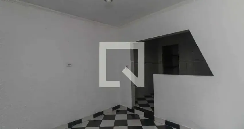 Casa para Aluguel - Cidade Satelite Santa Barbara, 2 Quartos, 70 m² - São Paulo