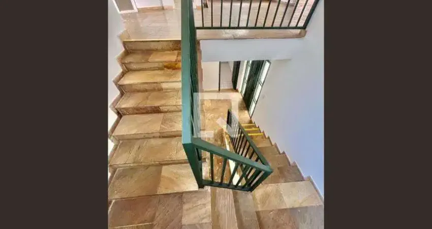 Casa para Aluguel - Jardim das Palmeiras, 3 Quartos, 238 m² - Campinas