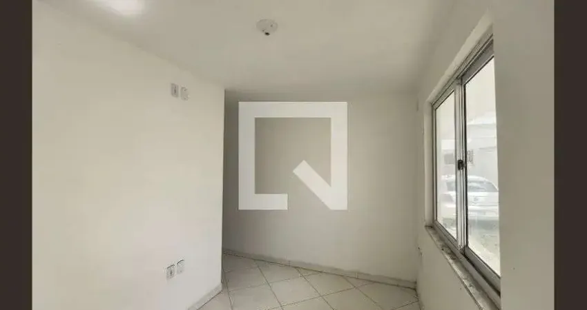 Casa para Aluguel - Pechincha, 2 Quartos, 64 m² - Rio de Janeiro