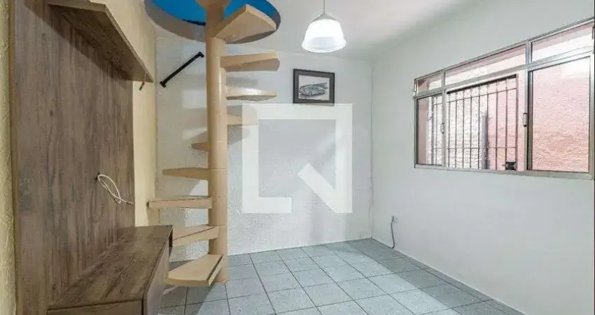 Casa para Aluguel - Vila das Mercês, 2 Quartos, 72 m² - São Paulo