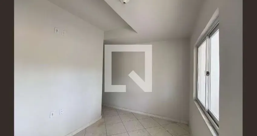 Casa para Aluguel - Pechincha, 2 Quartos, 64 m² - Rio de Janeiro