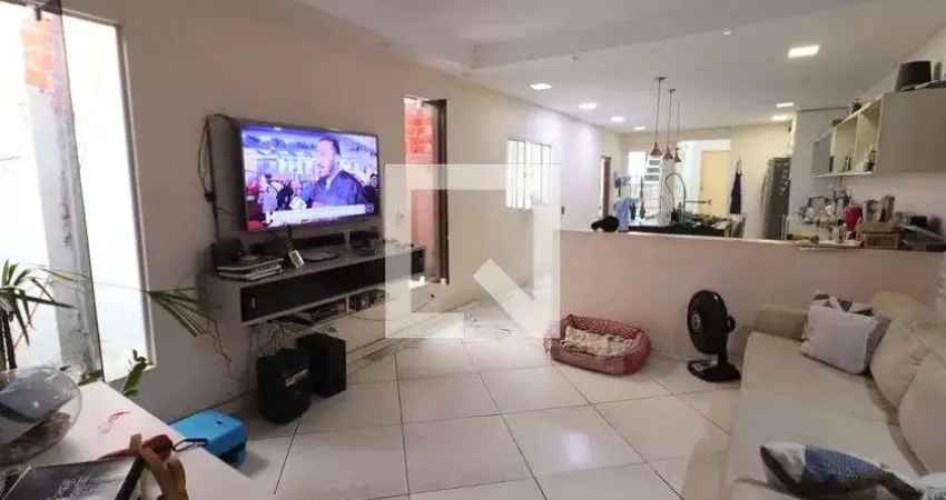 Casa com 1 quarto para alugar na Avenida João Ventura dos Santos, Helena Maria, Osasco