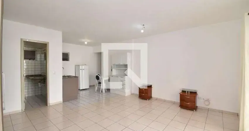 Kitnet / Stúdio para Aluguel - Centro, 1 Quarto, 34 m² - Curitiba