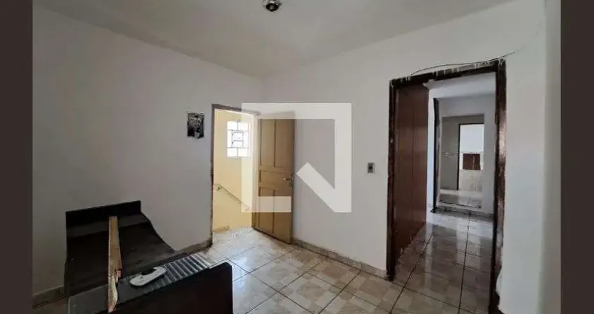 Casa com 2 quartos para alugar na Rua Semiramis, Novo Osasco, Osasco