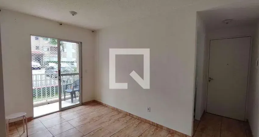 Apartamento para Aluguel - Jardim Lourdes, 3 Quartos, 48 m² - Ferraz de Vasconcelos