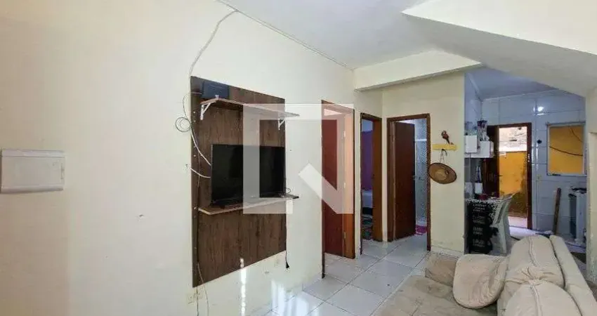 Casa / Sobrado em Condomínio para Aluguel - Vilamar, 2 Quartos, 41 m² - Praia Grande