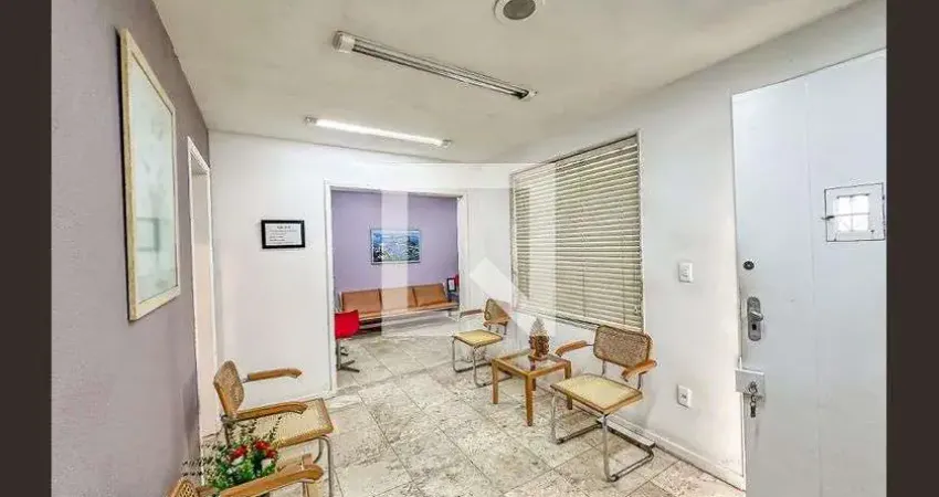 Casa com 4 quartos para alugar na Rua Ramon Franco, Urca, Rio de Janeiro