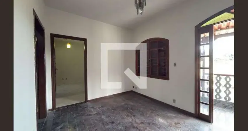 Casa para Aluguel - Pindorama, 3 Quartos, 356 m² - Belo Horizonte