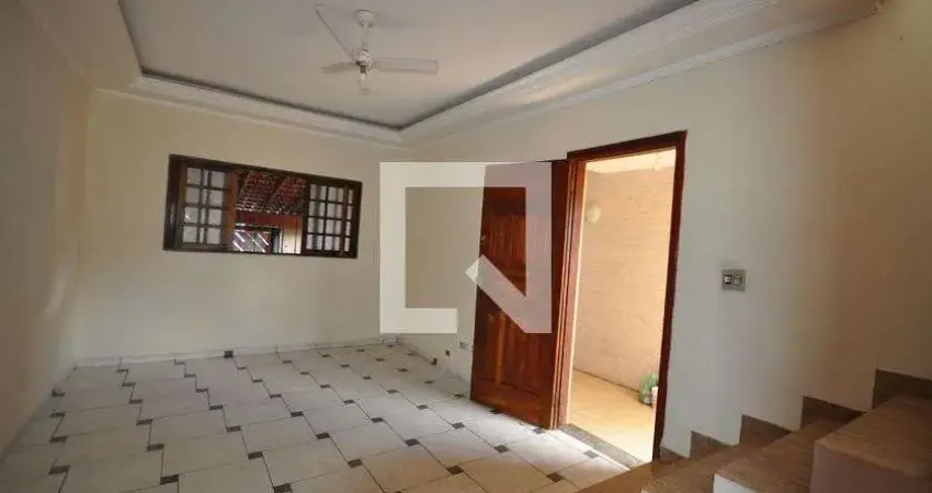Casa para Aluguel - Jardim Daysy, 2 Quartos, 130 m² - São Paulo