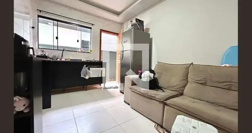 Casa para Aluguel - São João do Rio Vermelho, 1 Quarto, 30 m² - Florianópolis