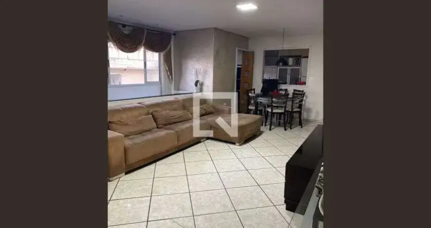 Casa com 3 quartos para alugar na Rua Uhland, Sapopemba, São Paulo