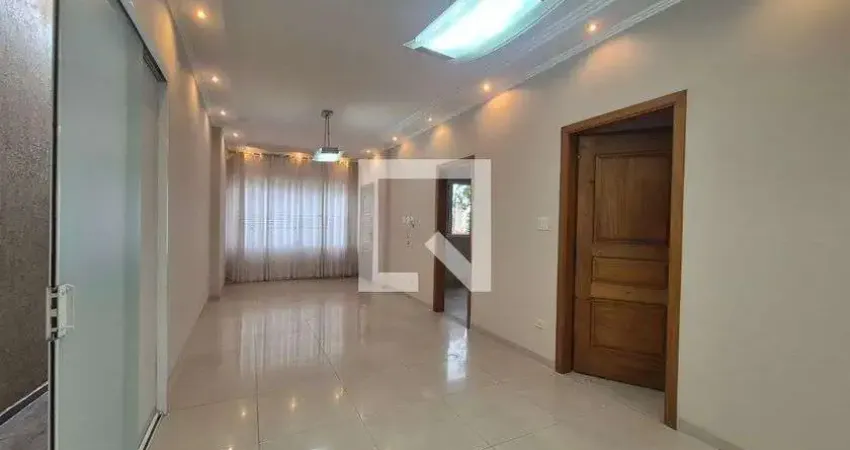 Casa para Aluguel - Vila Alto de Santo André, 3 Quartos, 198 m² - Santo André