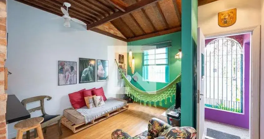 Casa para Aluguel - Vila Clementino, 1 Quarto, 150 m² - São Paulo