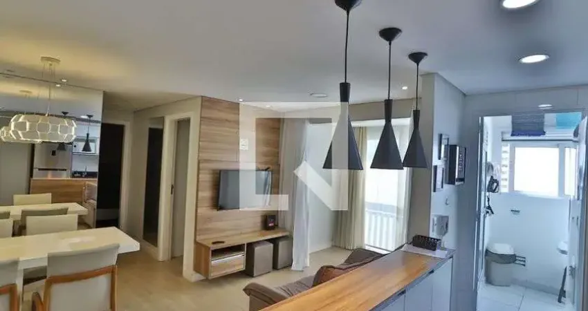 Apartamento com 2 quartos para alugar na Rua Piratininga, Brás, São Paulo