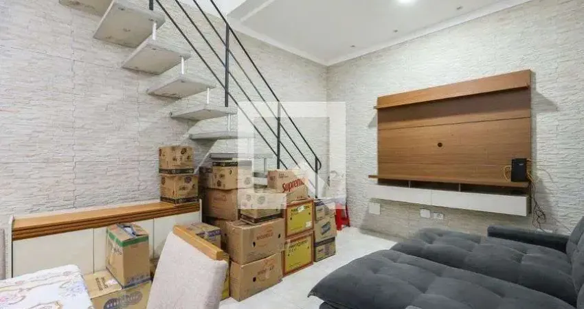 Casa para Aluguel - Jardim Clementino, 2 Quartos, 130 m² - Taboão da Serra