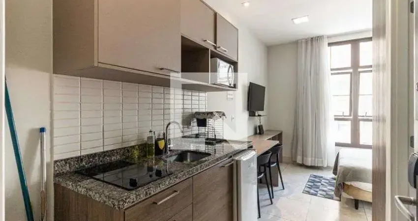 Kitnet / Stúdio para alugar na Avenida Senador Queirós, Sé, São Paulo