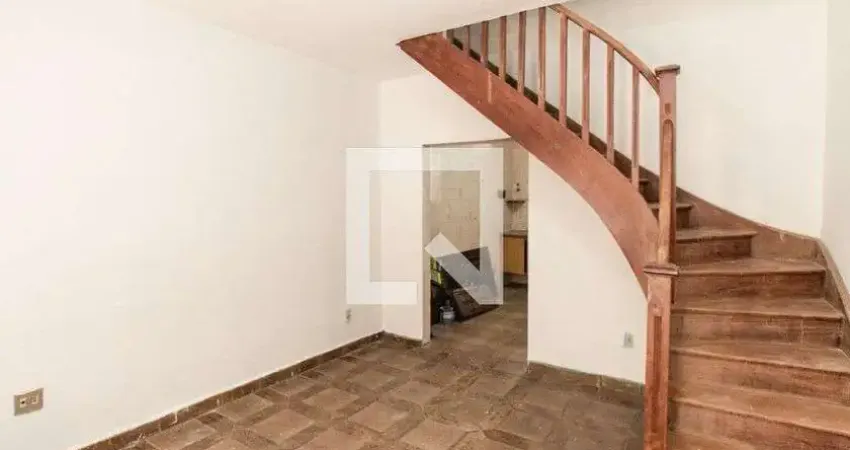 Casa com 2 quartos para alugar na Rua da Grota, Vila Gustavo, São Paulo