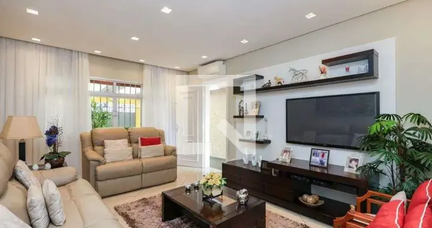 Casa para Aluguel - Jardim Elizabeth, 3 Quartos, 136 m² - São Paulo