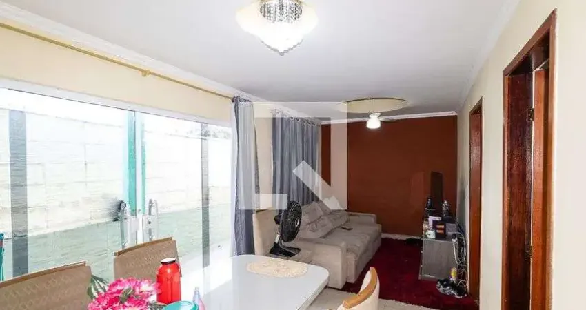 Casa para Aluguel - Campo Grande, 2 Quartos, 136 m² - Rio de Janeiro