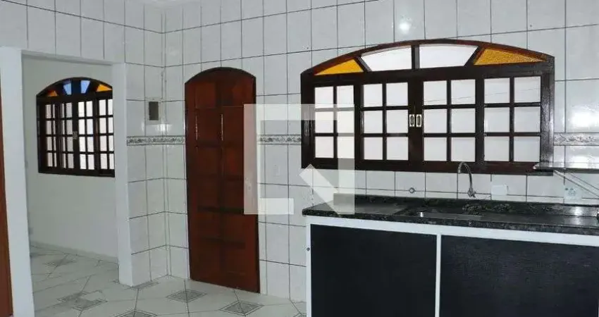 Casa para Aluguel - Jardim Casa Branca, 4 Quartos, 143 m² - Embu das Artes