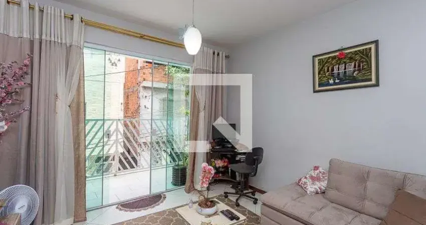 Casa com 2 quartos para alugar na Rua Caetano de Campos, Conceição, Diadema