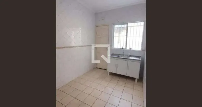 Casa para Aluguel - Vila Suissa, 2 Quartos, 54 m² - Mogi das Cruzes