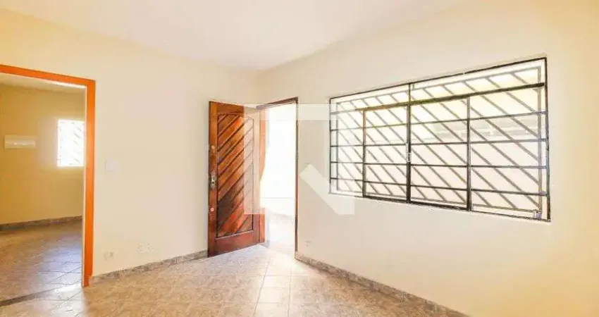 Casa com 3 quartos para alugar na Travessa Luís Defraia, Vila Carrão, São Paulo