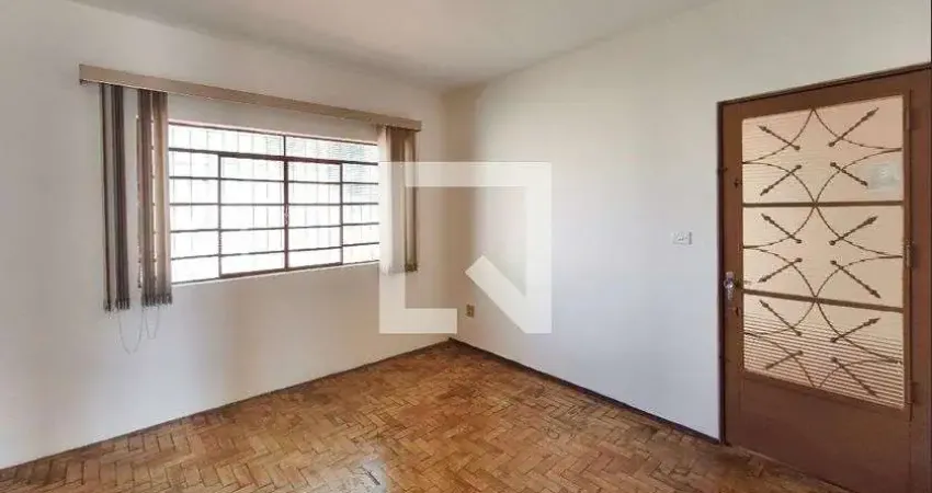 Casa com 3 quartos para alugar na Rua Ribeirão Bonito, São Bernardo, Campinas
