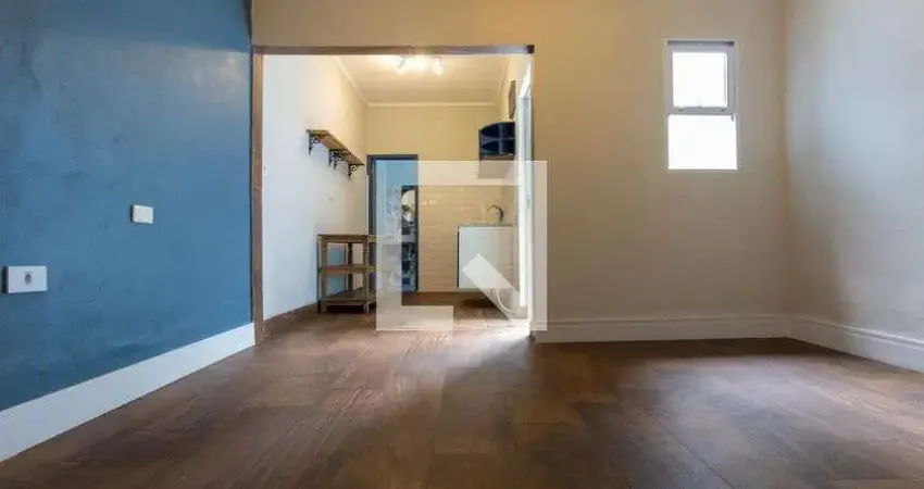 Casa com 2 quartos para alugar na Rua Manuel de Freitas, Tatuapé, São Paulo