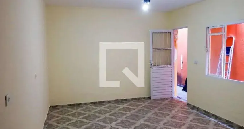 Casa com 2 quartos para alugar na Rua Regina de Lourdes Nunes 46 - Pestana Osasco - Sp Brasil, Pestana, Osasco