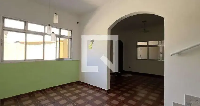 Casa com 3 quartos para alugar na Rua Visconde de Cairu, Picanço, Guarulhos