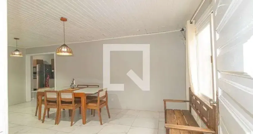 Casa com 4 quartos para alugar na Rua das Araras, Harmonia, Canoas