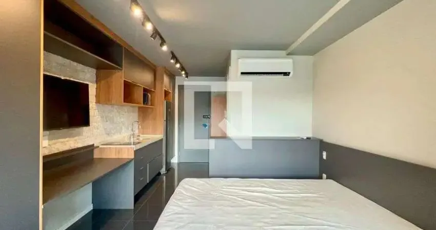 Kitnet / Stúdio para Aluguel - Sumaré, 1 Quarto, 28 m² - São Paulo