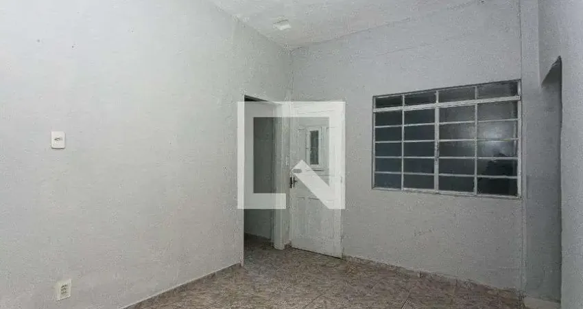 Casa com 1 quarto para alugar na Rua Maragojipe, Vila Carrão, São Paulo