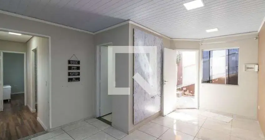 Casa para Aluguel - Jardim Maringá, 2 Quartos, 50 m² - São Paulo