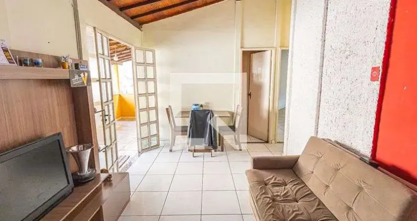 Casa para Aluguel - Glória, 3 Quartos, 105 m² - Belo Horizonte