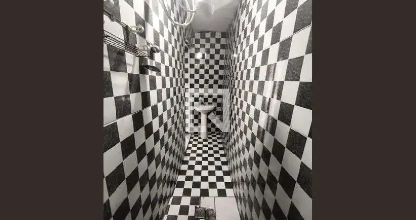 Casa com 2 quartos para alugar na Rua da Vala, Alto Uruguai, Mesquita